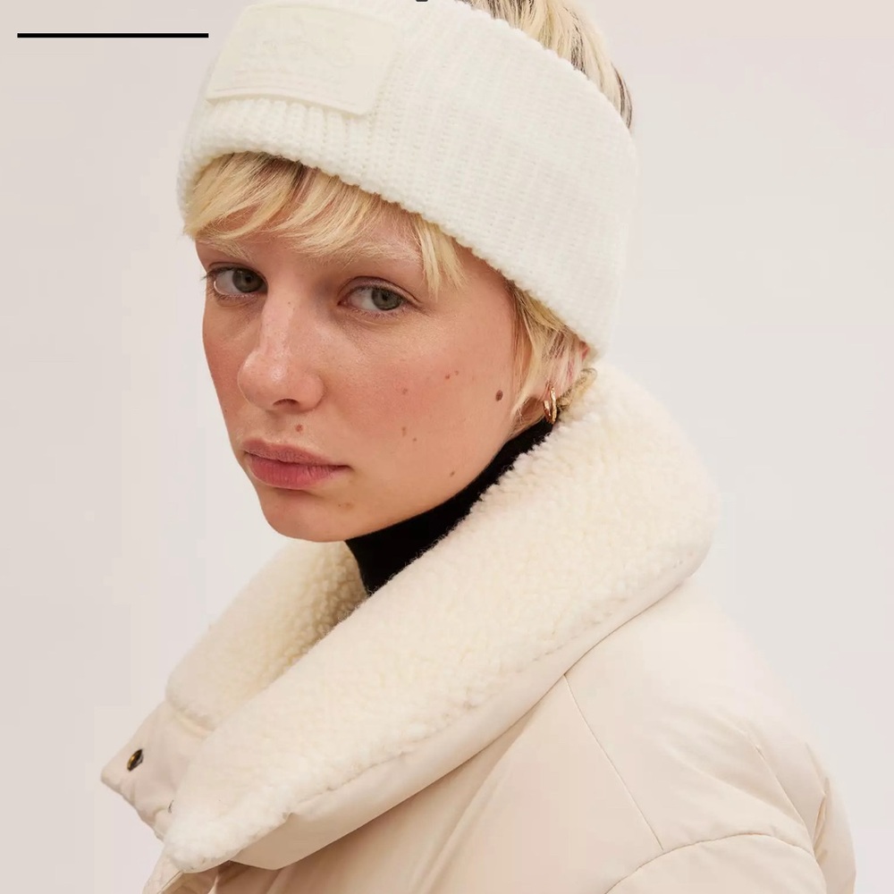 NWT Coach Knit Headband With Rubber Patch